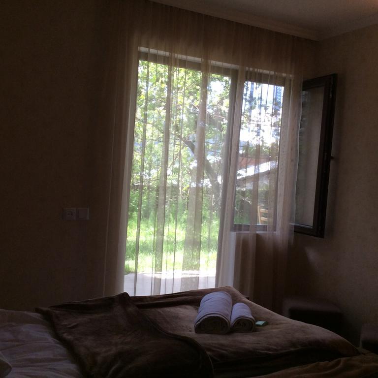 מסטיה Guest House Chuta In Lagami מראה חיצוני תמונה