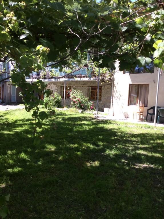 מסטיה Guest House Chuta In Lagami מראה חיצוני תמונה